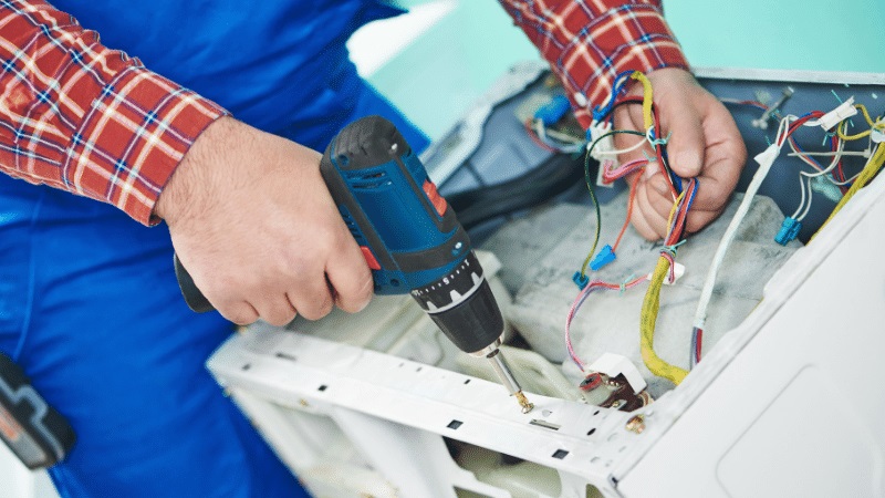 Bornova Fondital Fondital çamaşır makinesi kart tamiri – Su almama arızası orijinal parça ile giderildi. - Teknik servis örneği